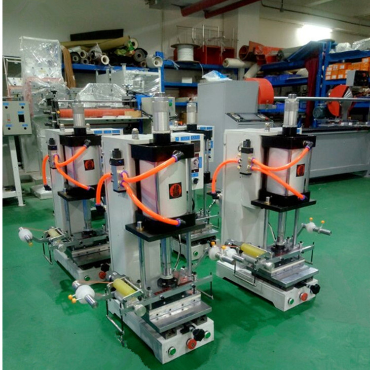 小型气压成人嘿嘿APP网站下载