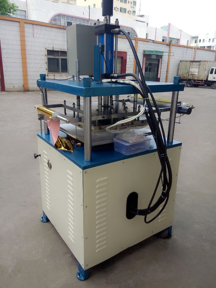 四柱油压成人嘿嘿APP网站下载